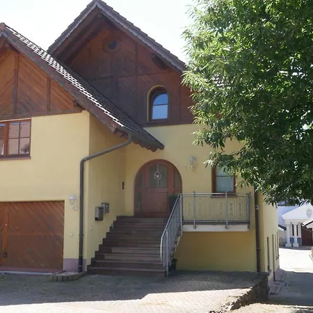 Apartament Schwarzwaldliebe Nahe Freiburg, Terrasse *